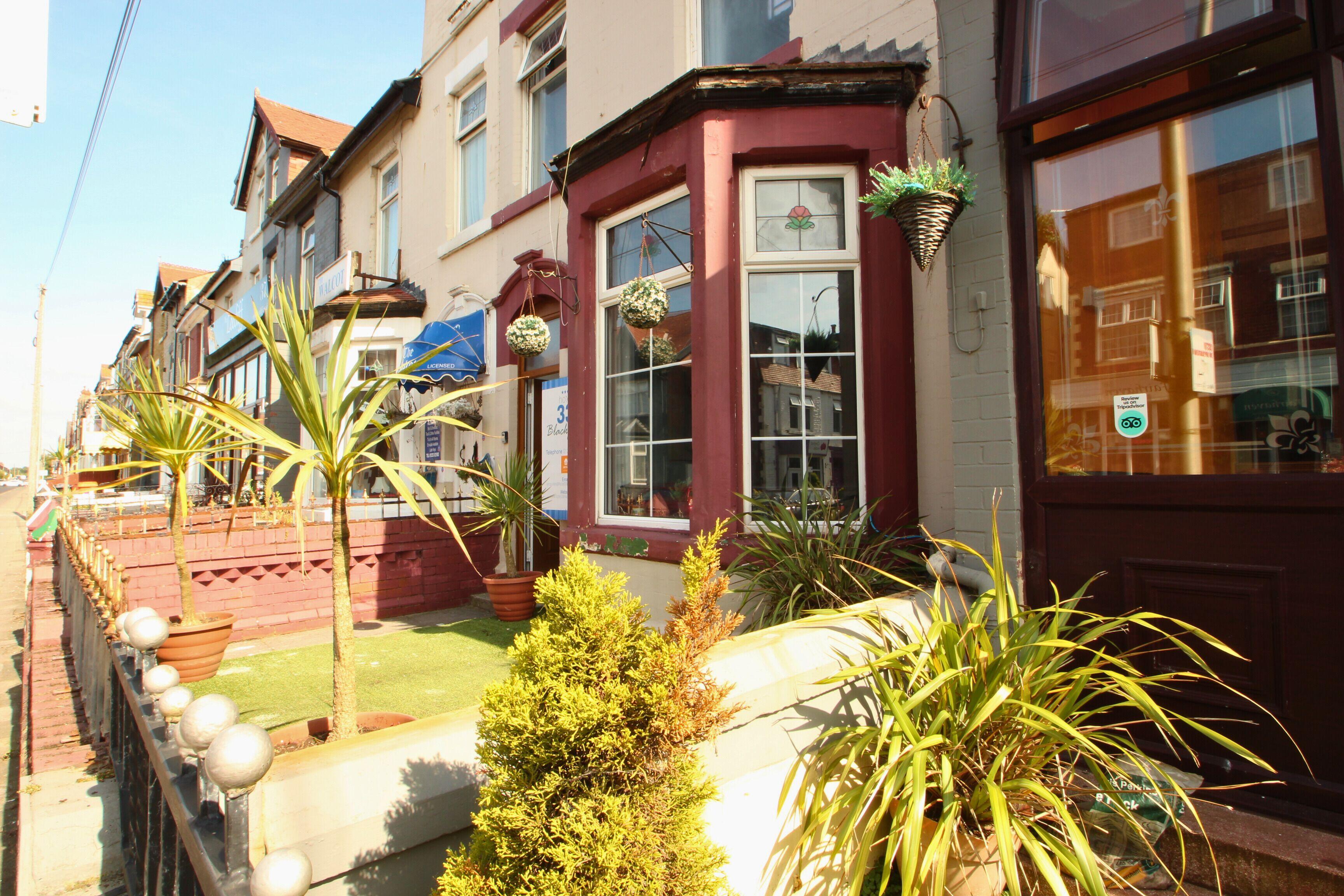 Oyo Hotel 33 - Blackpool — Photos 1
